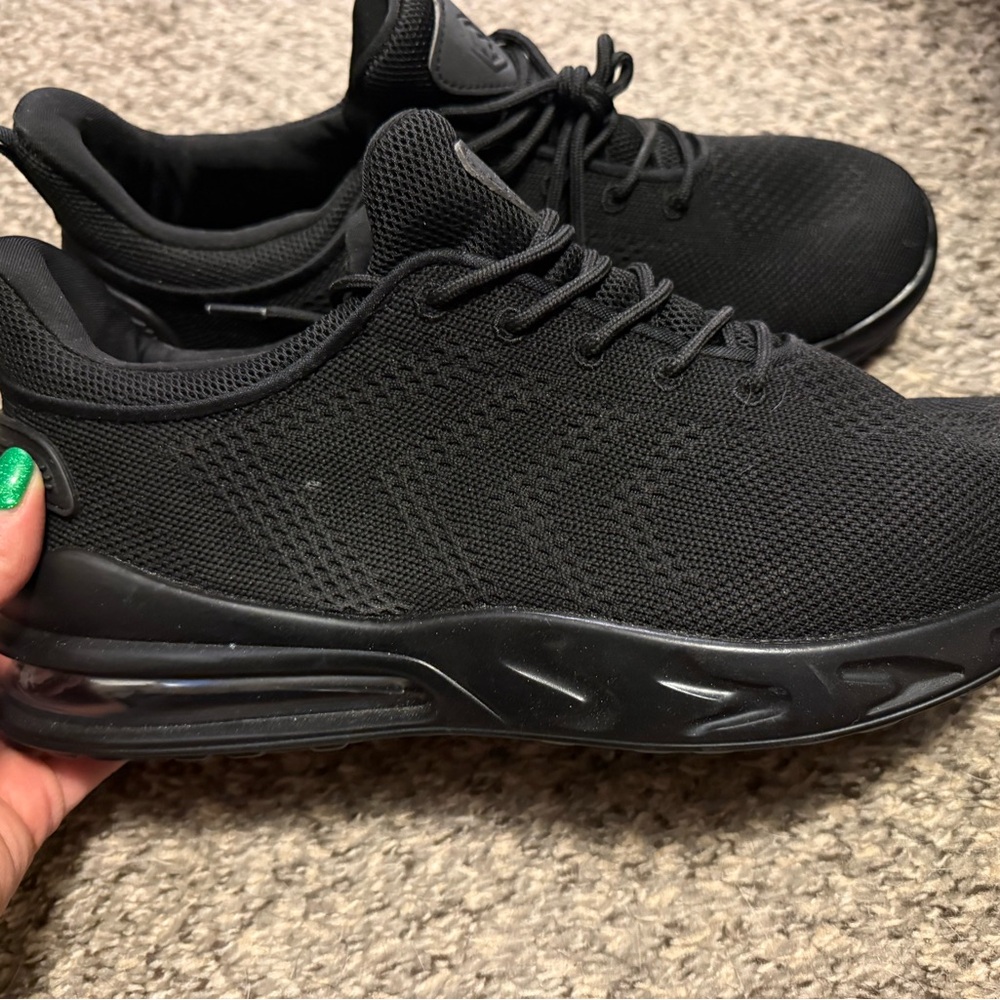 Men's Black Mesh Sneakers-11.5W